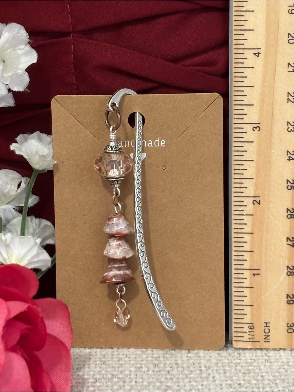📚 Pink Shell Bookmark - Picture 3 of 3